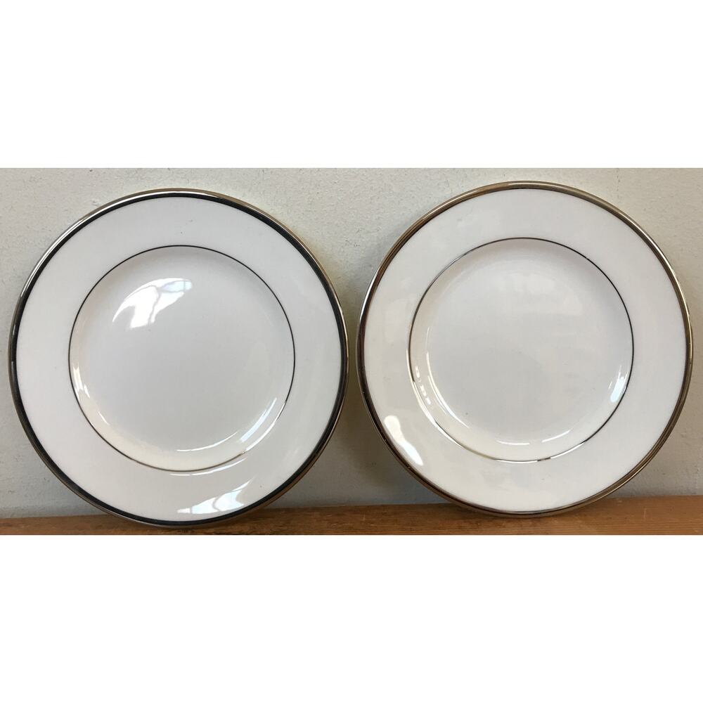 Vtg Wedgwood Carlyn W4302 Bone China Porcelain Bread Salad Dessert Plates 6.25"